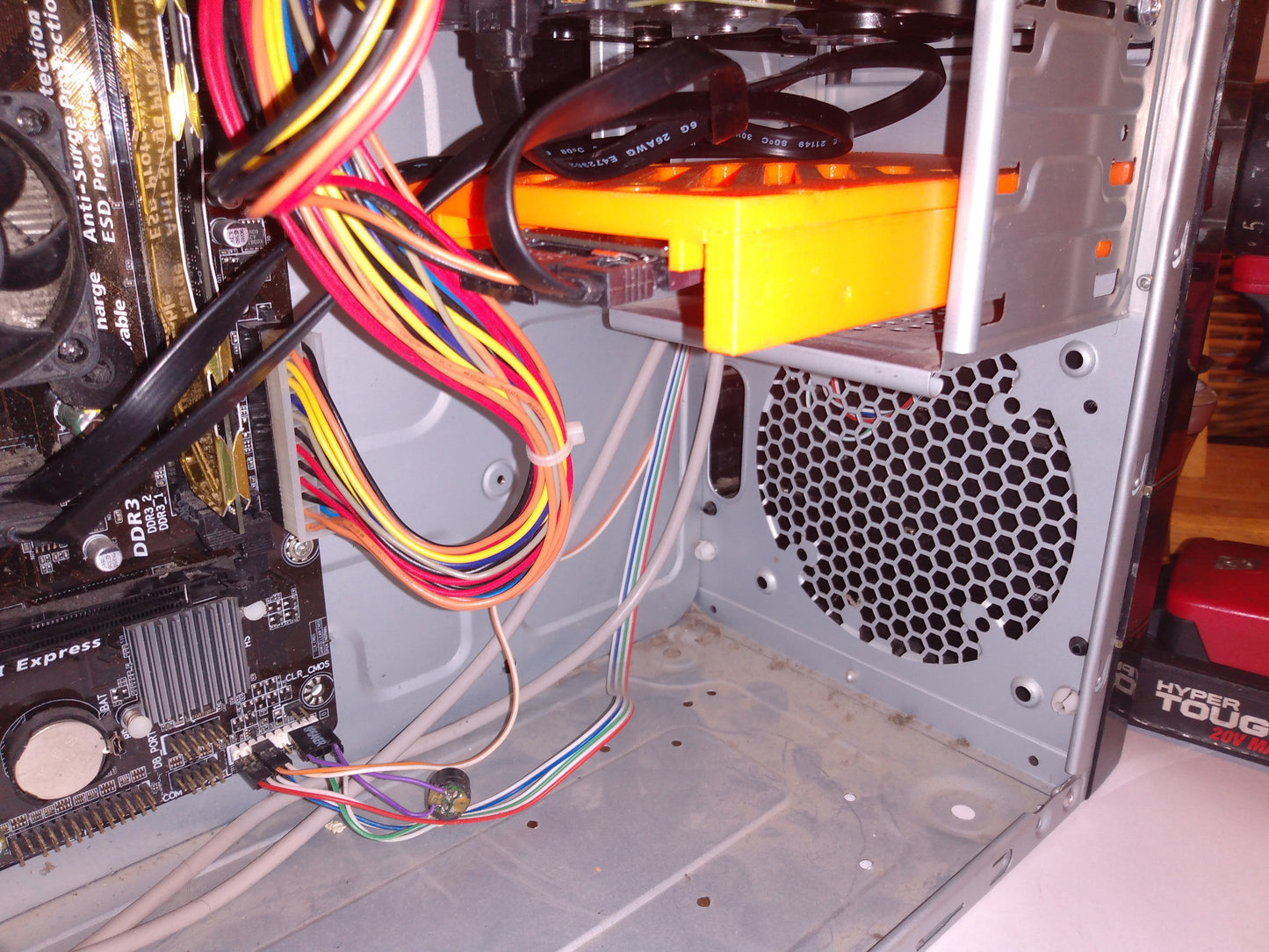 3D Print File for: M.2 SSD SATA III to 2.5" Hard Drive Adapter Caddy