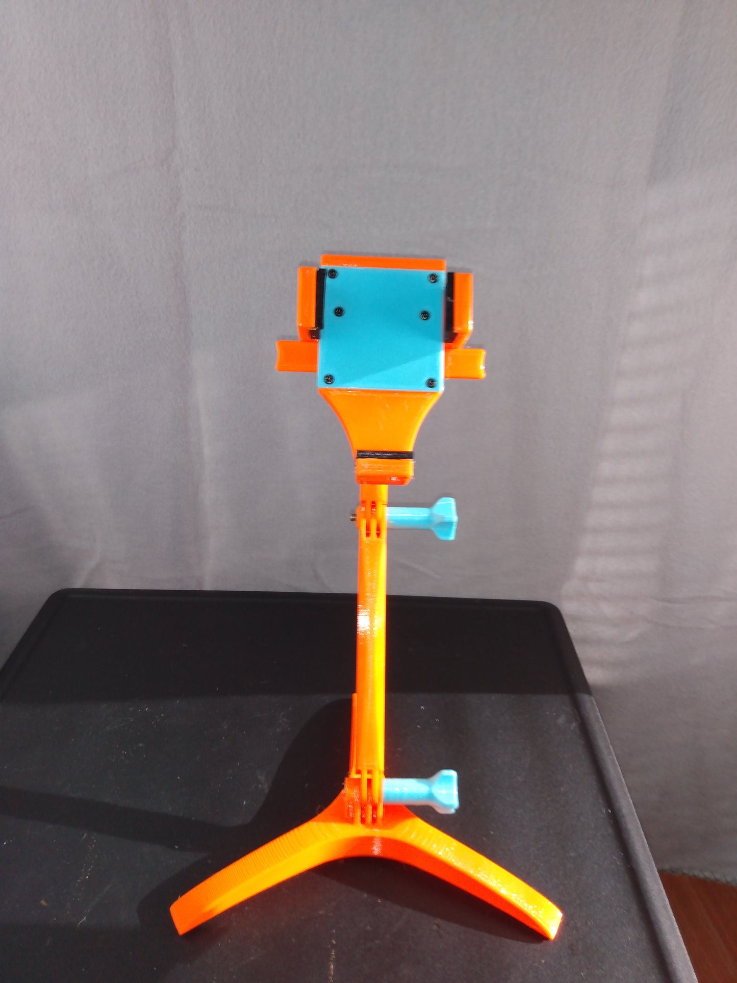 Desktop Vertical Cell Phone Stand - Accessory Kit